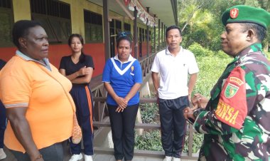 Jalan Santai Kebugaran: Babinsa Koramil 1710-01/Kokonao Ajak Siswa-Siswi SDN Kokonao Berolahraga Bersama