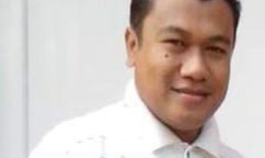 Struktur Pasar: Analisis Persaingan dalam Dunia Bisnis Oleh: Syaiful Anwar (Dosen Fakultas Ekonomi UNAND Padang)