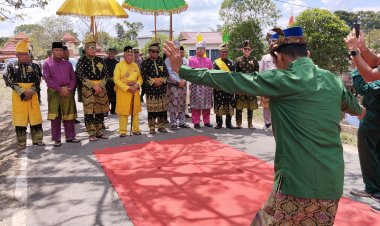 Bupati H Zukri Membuka Acara Mandi Belimau Sultan Menyambut Bulan Suci Ramadhan 1445 H