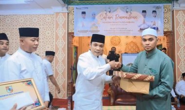 Safari Ramadhan 1445 H: Pj Walikota Pekanbaru Muflihun Sambangi Masjid Al-Washliyah, Senapelan