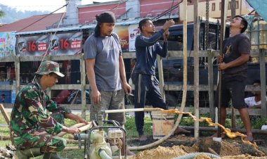 Penuhi Kebutuhan Air Bersih, Satgas TMMD Ke 121 Kodim 0313/KPR, Bangun Sumur Bor Di Desa Gema