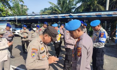 Propam Polres Pelalawan Gelar Apel Pemeriksaan Personil Dalam Antisipasi Keterlibatan Personil Judi Online Dan Narkoba