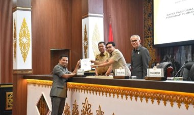 DPRD Pekanbaru Bahas Laporan Pansus Mengenai LKPJ Pemko Pekanbaru Tahun 2023
