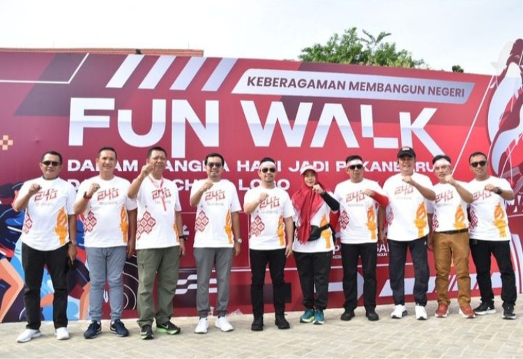 Ginda Burnama Hadiri Peluncuran Tema Hari Jadi Pekanbaru ke-240 di MPP