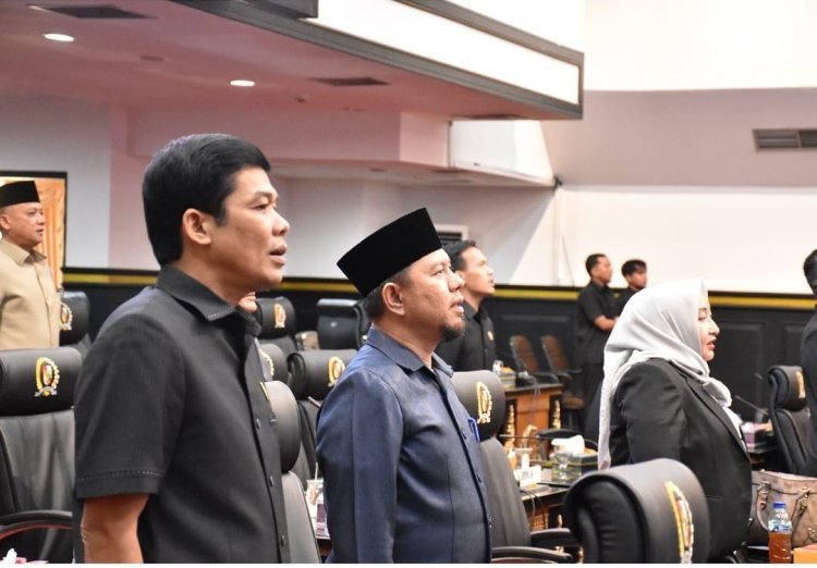 DPRD Pekanbaru Gelar Rapat Paripurna Ke-7 Bahas Tiga Rancangan Peraturan dan Panitia Khusus