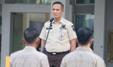 Kepala Bapenda Pekanbaru Pimpin Apel, Berikan Arahan Peningkatan Pelayanan Pajak kepada Seluruh Pegawai