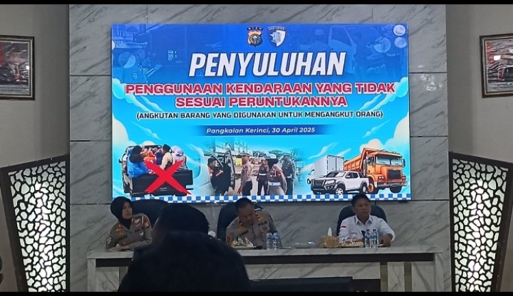 Polres Pelalawan Berikan Penyuluhan Tentang Penggunaan Kendaraan Yang Tidak Sesuai Peruntukannya