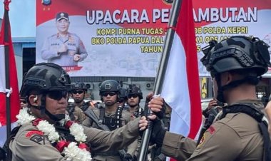 Kapolda Kepri Pimpin Upacara Penyambutan Kompi Purna Tugas Satbrimob Polda Kepri BKO Polda Papua
