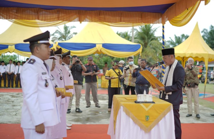 Bupati Afrizal Sintong Lantik Pj Penghulu dan BPKep, Fokus pada Kolaborasi Pelayanan Masyarakat