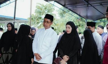 Wakil Bupati Rokan Hilir Ungkap Duka Cita atas Berpulangnya Hj. Basyariah, Istri Bupati H. Bistamam