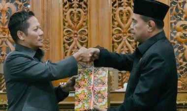Pemkab dan DPRD Kuansing Tandatangani Kesepakatan Perubahan APBD 2025