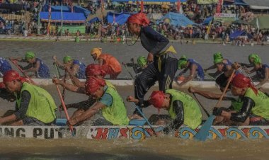 Pacu Jalur Kuansing 2025 di Tepian Narosa: Magnet Wisata Budaya Indonesia