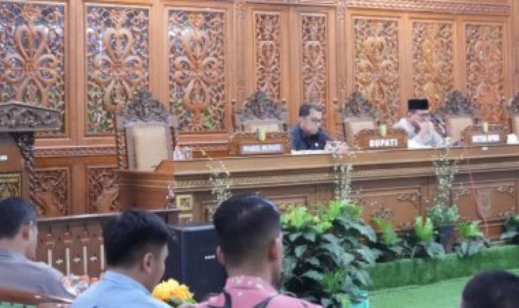 DPRD Kuansing Sampaikan Pandangan Umum Fraksi untuk RPJMD 2025–2029, Pemkab Siap Perbaiki Rancangan