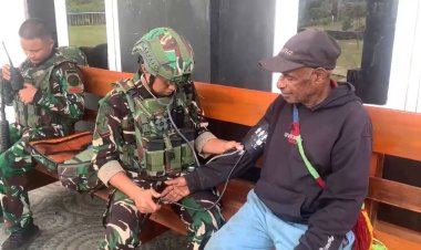Menembus Medan Berat Demi Warga Perbatasan, Pos Serambakon Satgas Yonif 751/VJS Gelar Anjangsana Layanan Kesehatan