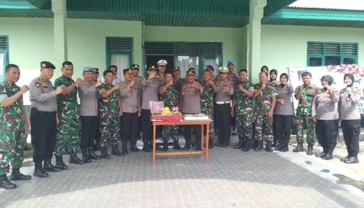Silahturahmi dan Surprise Pemberian Ucapan Selamat HUT TNI ke-80 oleh Polres Pelalawan