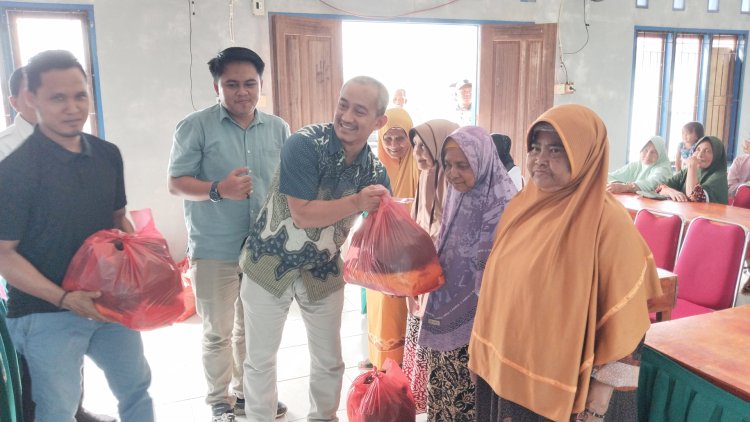 Media Online Persadariau Gelar Tasyakuran ke-5, Wujudkan Kepedulian dengan Berbagi Sembako kepada Janda Tua Kurang Mampu
