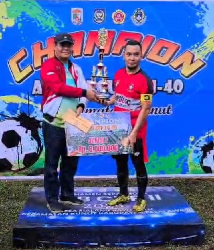 Senator DPD-RI H. Abdul Hamid Resmi tutup Turnamen sepak bola APDESI CUP I U-40