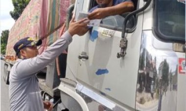 Pemprov Riau Keluarkan Aturan Pembatasan Angkutan Barang Saat Mudik, Bupati Kuansing Ingatkan Pengusaha