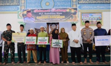 Safari Ramadan di Tualang, Bupati Afni Apresiasi Program Pemprov Riau