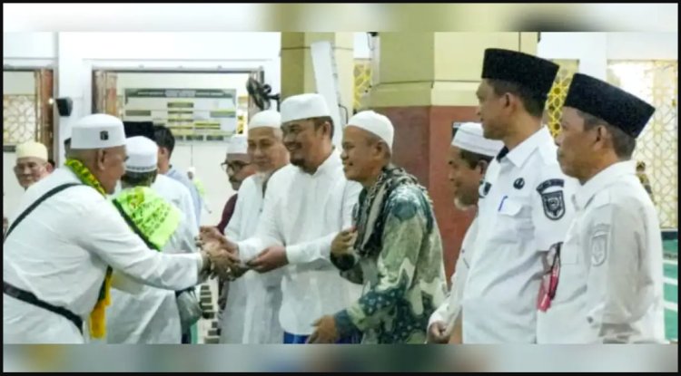 Sambut Kepulangan Jemaah Haji, Bupati Kuansing Tekankan Pelayanan dan Kepedulian Pemerintah
