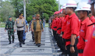 Pemkab Siak Perkuat Kesiapsiagaan Karhutla 2026, Wabup Syamsurizal Pimpin Apel Siaga