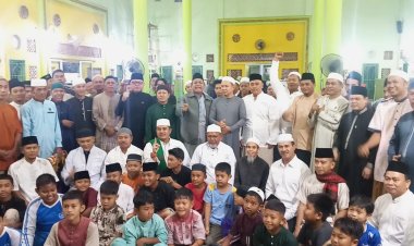 Gerakan Sholat Subuh Berjamaah Bersama Wabup Husni Tamrin Dipadati Ratusan Jamaah, Ajak Perkuat Ukhuwah Islamiah