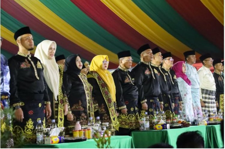 Bupati Siak Dukung Kafilah pada Pembukaan MTQ XLIV Riau 2026 di Kuantan Singingi