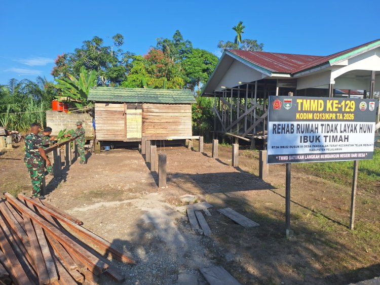 Wakilkan Impian Rumah Layak Huni, Program RTLH Ibu Timah Di TMMD Ke 129 Kodim 0313/KPR Capai Progres 13 Persen