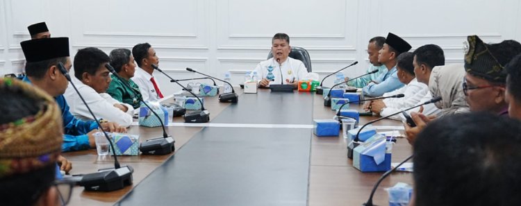 Rakor Camat se-Kuansing, Pj Sekda Tekankan Sinergi dan Antisipasi Kekosongan Kepala Desa