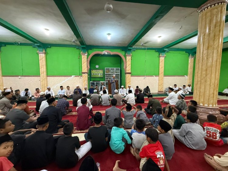Memakmurkan Masjid, Wabup H Husni Tamrin Ajak Masyarakat Shalat Subuh Berjama'ah