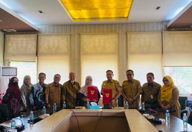 Wabup Teken MoU dengan Universitas Abdurrab, Perkuat Kerja Sama Pengembangan SDM dan Layanan Kesehatan