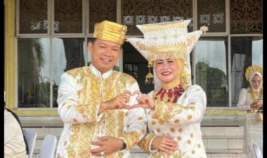 Berbusana Minang Elegan, Wabup Husni Tamrin Pimpin Upacara Hari Sumpah Pemuda Ke 98