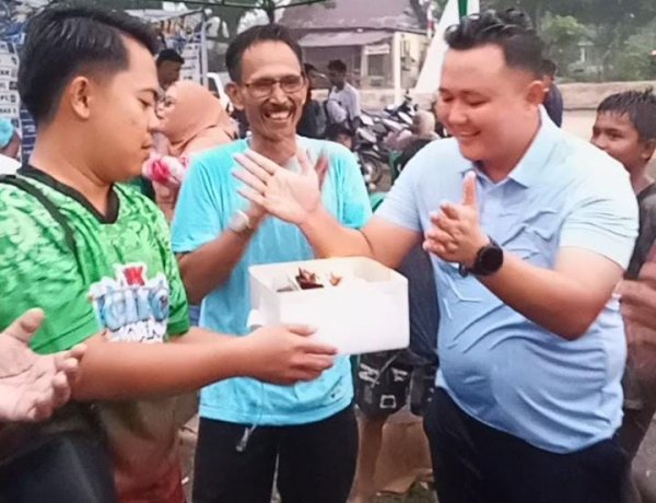Final Lurah Cup II 2026 Penuh Kebahagiaan, Auka FC Juara dan Yogi Setiawan Rayakan Ulang Tahun