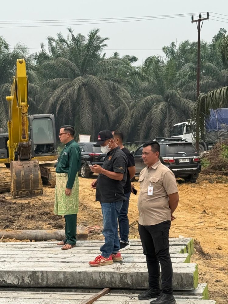 Wabup H Husni Tamrin Tinjau Pembangunan Masjid TARO Al-Jannah, Usung Arsitektur Khas Melayu