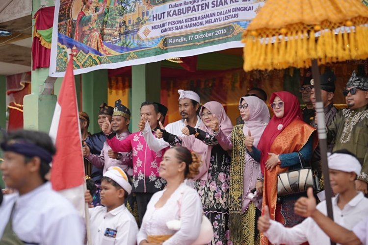 Bupati Afni Dorong Julang Budaya di Seluruh Kecamatan Siak